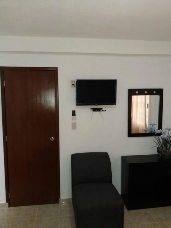 Room In Cancun Stadium Екстер'єр фото