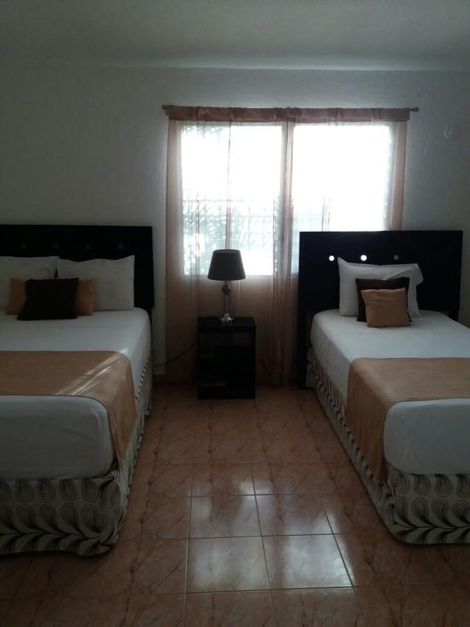 Room In Cancun Stadium Екстер'єр фото